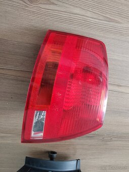 Audi A4 B7 zadné svetlá - 3