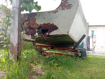 Predám torzo člna s vozíkom - 3