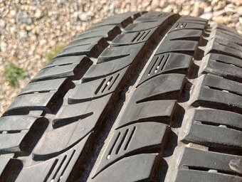 Predam 4ks pneu 175/70/r14 letne 84T Semperit - 3