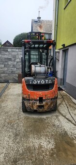 VZV Toyota 02-8FGF 18 - 3