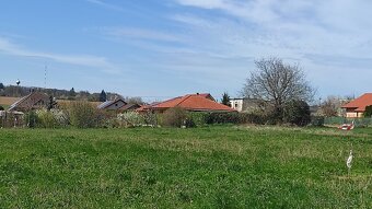 Na predaj stavebný pozemok Nitra - Párovské Háje - 3