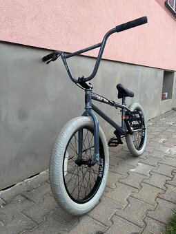 BMX STOLEN HEIST - 3