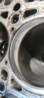 Predám blok motora T5 2.5 TDI - 3