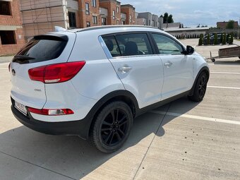 KIA Sportage 2.0 - 3