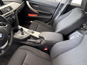 Predám BMW Rad 3 Touring 318d Advantage A/T,Head-Up Display - 3