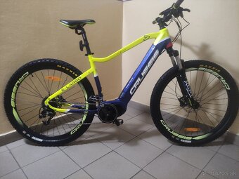 Crussis 7.7 e largo - 3