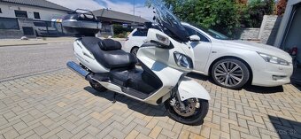 Suzuki burgman 650 - 3