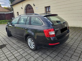 Škoda Octavia Combi 2.0 TDI DSG Ambition Navi DVD R16 OrigKM - 3