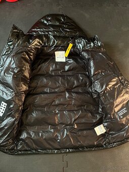 Moncler Cierna Bunda - 3