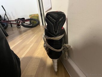 Hokejové chlapčenské korčule - 3