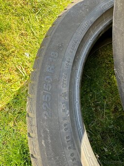 225/50 R18 - 3