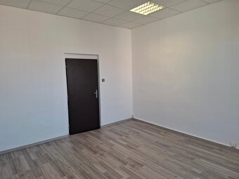 Kancelária do prenájmu Nitra, centrum, 19 m2 - 3