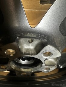 5x112 R16 7J ET47 Škoda ( Ferric Grey ) - 3