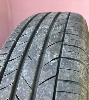 Pneu 195/55 R15 - 3