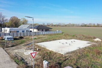 Stavebný pozemok s projektom NA PREDAJ - 3