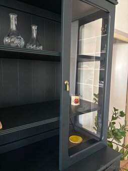 Vitrína IKEA Lommarp - 3