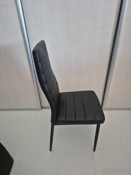 6 ks za 100 € - Cierna jedalenska stolicka - 3