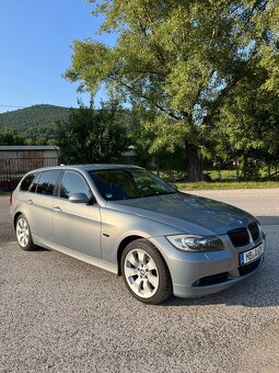 BMW3 E 91 225i - 3