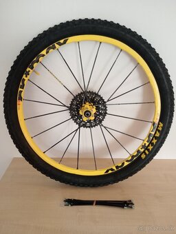 Zadný náboj Mavic 142x12 - 3