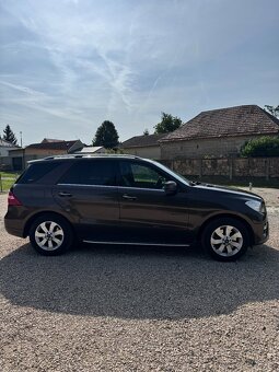 Mercedes-Benz ML ML350 Bluetec 4MATIC - 3