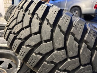 Kolesa Maxxis Trepador 31x10,5 R15 6x139,7 - 3