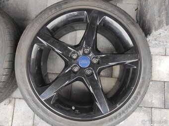Letná sada 18" 5x108 Ford 235/40 R18 - 3