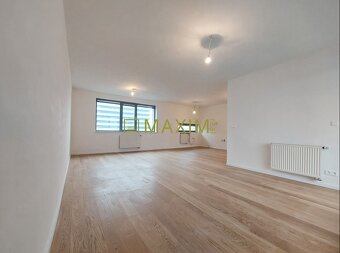 TOP -  3 izbový byt v projekte Platan na ulici Bajkalská v B - 3