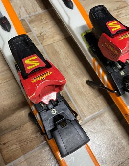 LYŽE SALOMON SCLEAVER 8 - 3