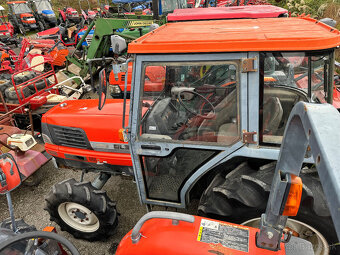 Malotraktor Kubora GL320 s kabínou - 3