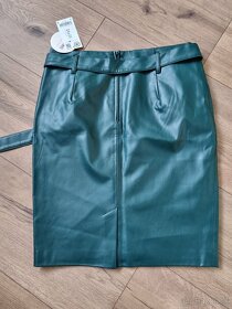 nová smaragdovozelená koženková sukňa Orsay veľ. 40 - 3