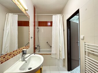 Apartmán pre dve osoby na prenájom - Bratislava - 3