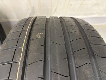 Pirelli P Zero 275/35 R20 XL RF 102Y - 3