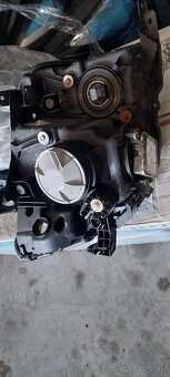 Mitsubishi pajero iv xenon - 3