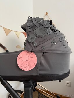 Cybex priam 4.0 Simply flowers grey - 3