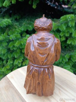 mnich drevorezba - 3