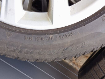 17" ALU orig BMW + 205/60R17 zimné - 3