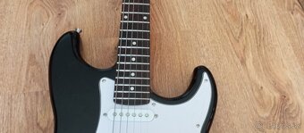 Predám elektrogitaru - 3