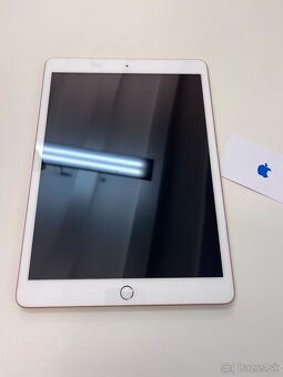 Apple iPad 7th Generácia 128GB - 3