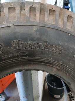 Pneumatika na starú vlečku - 3