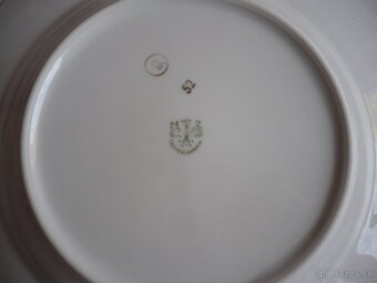 súprava tanierov - 3