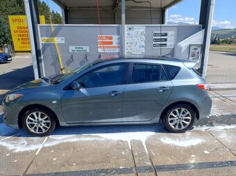 Mazda 3 Takumi - 3