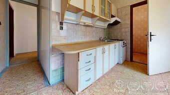 BOSEN | REZERVOVANÉ - 3-izb byt s balkónom v pôvodnom stave, - 3