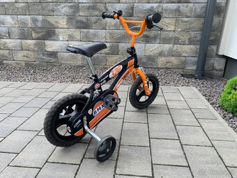 Predam detsky bicykel s pomocnymi kolieskami - 3
