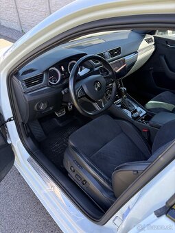 Škoda Superb III Kombi Sportline 2.0TSI 206kw DSG 4X4 - 3