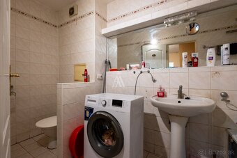 3 IZBOVÝ BYT, NÁMESTIE OCELIAROV, KOŠICE ŠACA - 3