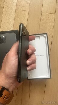 Apple iPhone 11 Pro 256GB 80% Batéria - 3