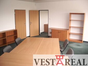 Na prenájom administratívny priestor Trnava Chovateľská - 3