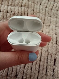 Nabíjacie puzdro pre apple airpods 2. gen - 3