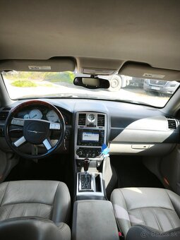 Chrysler 300c - 3