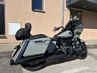 Harley Davidson Road Glide - 3